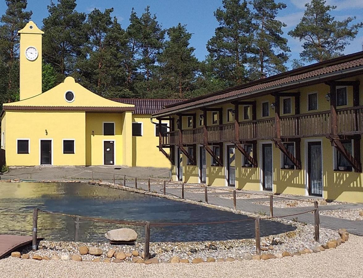 אפרטהוטל Veselí nad Lužnicí Blatsky Dvur מראה חיצוני תמונה